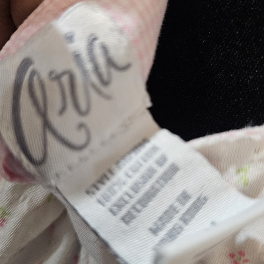 Aria White Eyelet Pointelle Floral with Floral Shaped Buttons Size Small{Bx7} - Picture 9 of 14